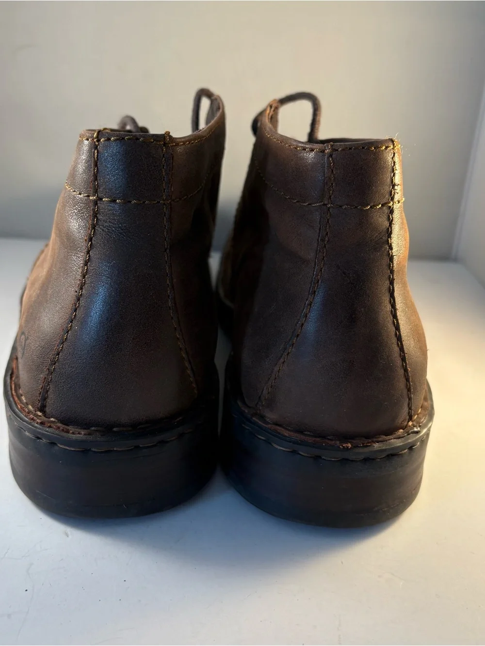 Born Harrison Mens Size 9.5 Brown Leather Lace Up Ankle Chukka Boots Shoes‎